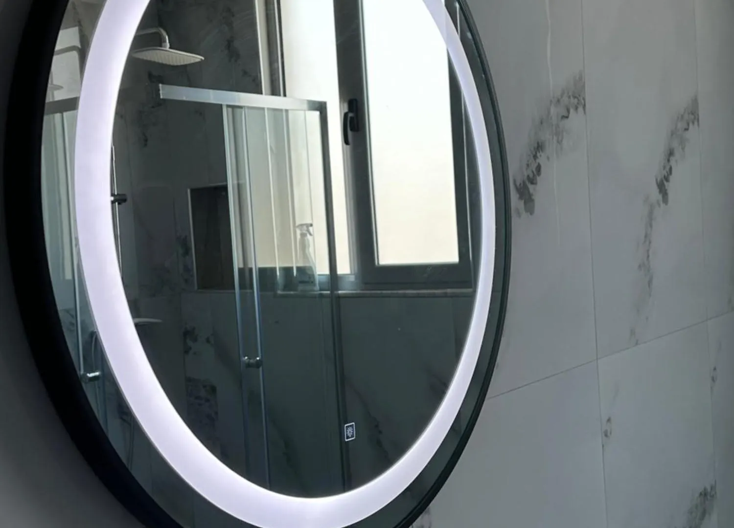 Gael Luxury Apartment ベラト